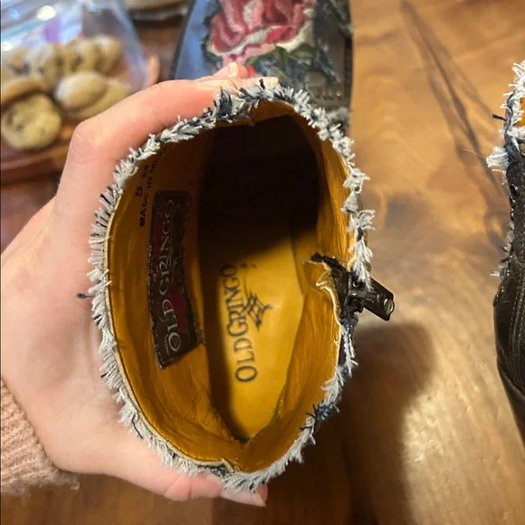 Old Gringo Brown Ankle Boots with Rose Embroidery - Picture 6 of 8